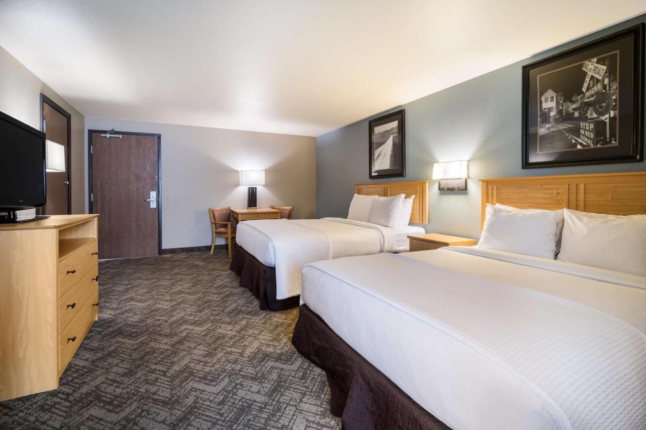 Best Western Golden Spike Inn & Suites Hill City Exterior foto