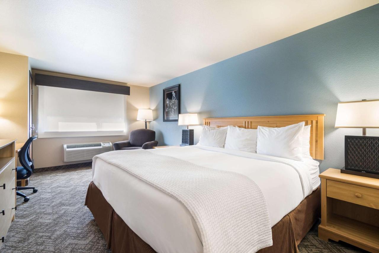 Best Western Golden Spike Inn & Suites Hill City Exterior foto